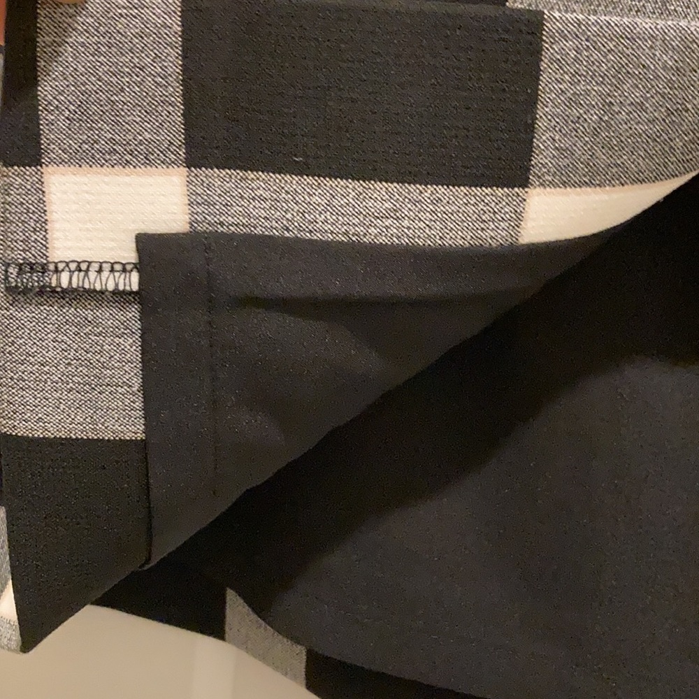 Plaid  Front Slit Pencil Skirt, size-0, White/Black/Grey,Lined - Picture 7 of 11